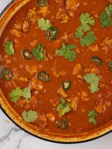 Speedy gunpowder chicken in a large shallow casserole dish.